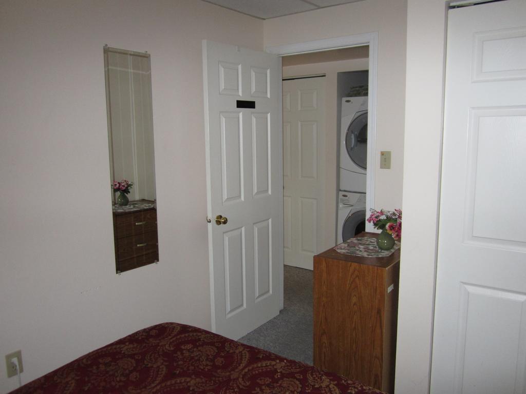 Casey'S Bed & Breakfast Whitehorse Room photo